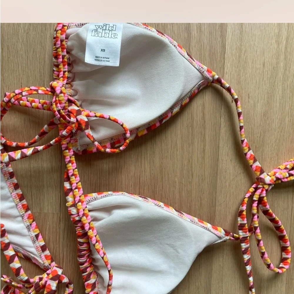 Colorful Patterned Bikini Set - Picture 3 of 4